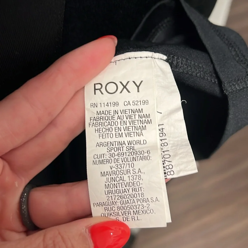 Roxy Rashguard size Large - Picture 4 of 4